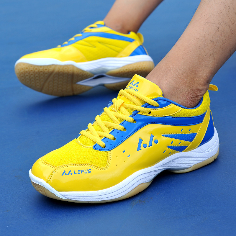 جديد الريشة الأحذية المهنية ال - مراجعة Sports Equipment For Tennis وسعره